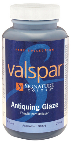 Blue Dresser Makeover with Rustic Hardware! Take a look at how I transformed an old pink dresser using blue paint and rustic hardware. UpcycledTreasures.com