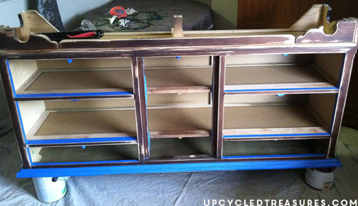 Oh My Goodness! If you are looking to add a coastal feel to your home you have to check out this DIY Coastal Cottage Dresser! UpcycledTreasures.com