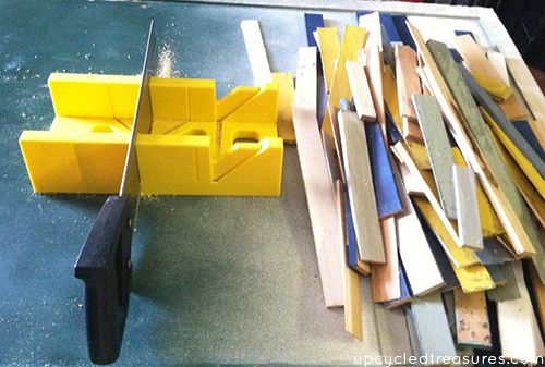 Love this idea! Paint wood shims different colors and then glue them down to create an interesting piece of wood shim artwork! upcycledtreasures.com