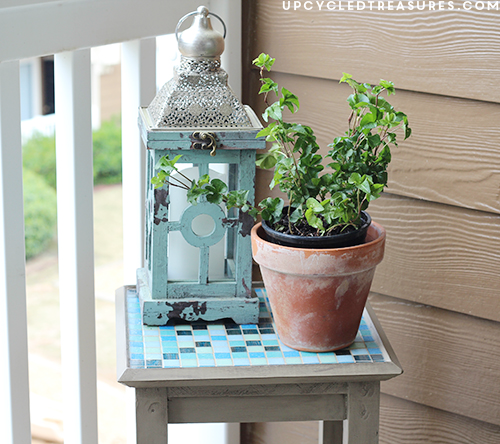 Take a look at this fantastic DIY Mosaic Table! A piece of furniture that would have been forgotten gains new life.