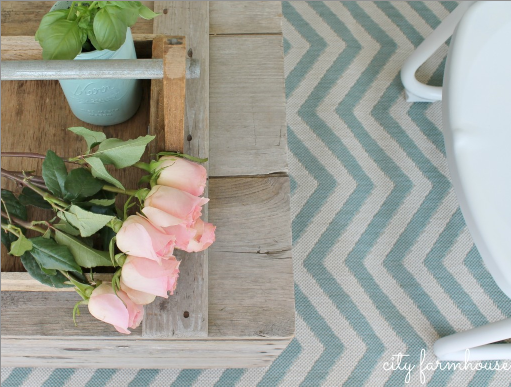 vintage-crate-coffee-table