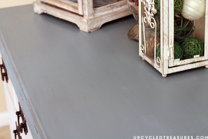 Oh My Goodness! If you are looking to add a coastal feel to your home you have to check out this DIY Coastal Cottage Dresser! UpcycledTreasures.com