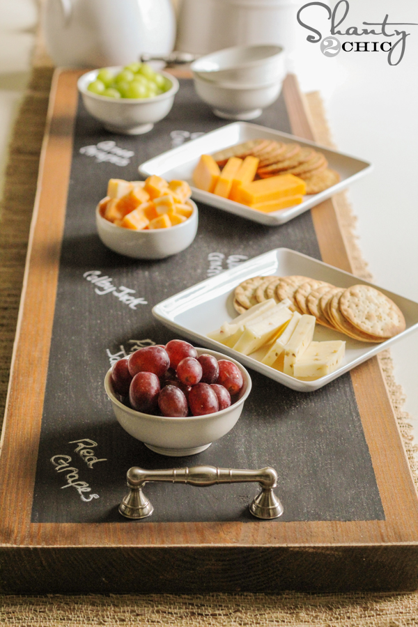 diy-chalkboard-serving-tray