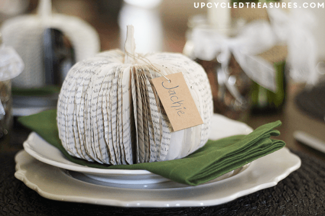 Looking for some neutral and rustic table decor inspiration this Thanksgiving? Check out these Fall Tablescape Ideas