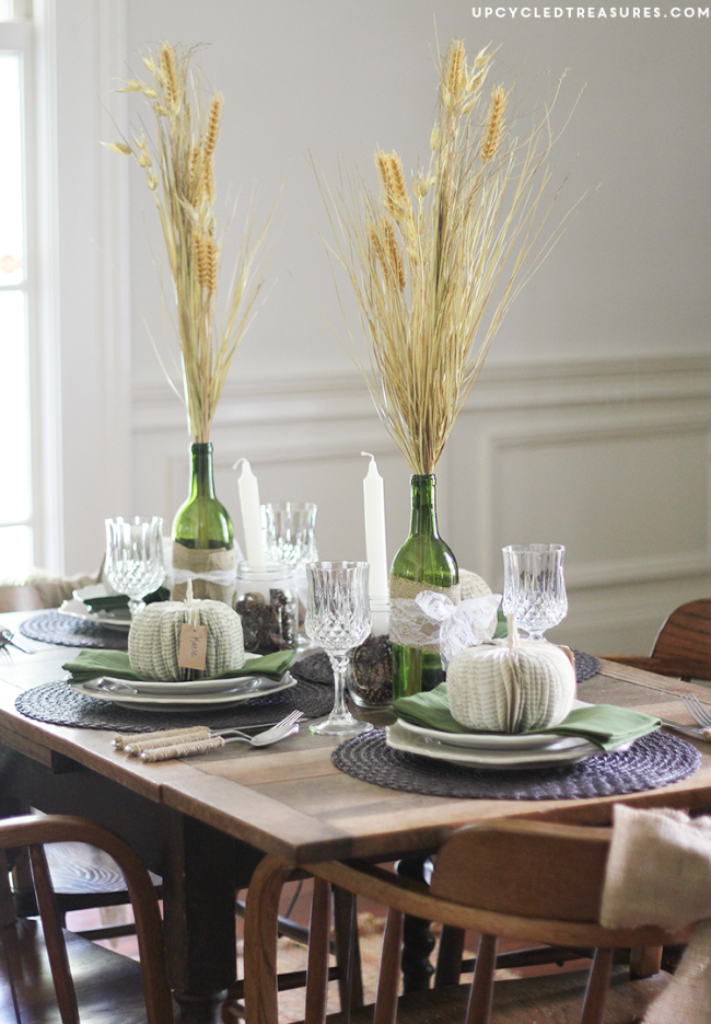 rustic-and-romantic-vintage-fall-tablescape-upcycledtreasures