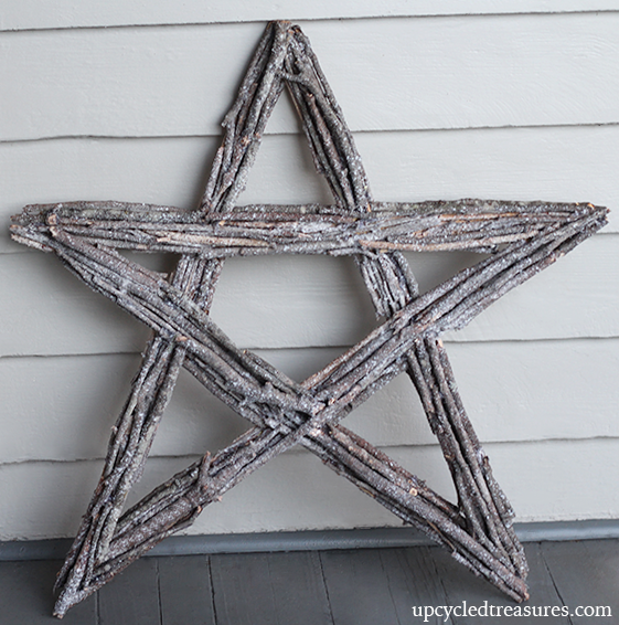 Want to bring your front door in on the Holiday spirit? Check out this detailed walk through on how to make a twig star wreath! UpcycledTreasures.com