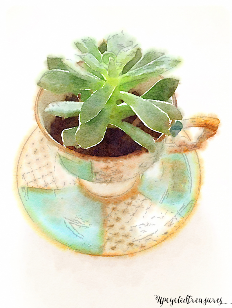 How to Create DIY Wall Art Using Waterlogue - See how you can create super easy wall art using the Waterlogue Phone App! UpcycledTreasures.com