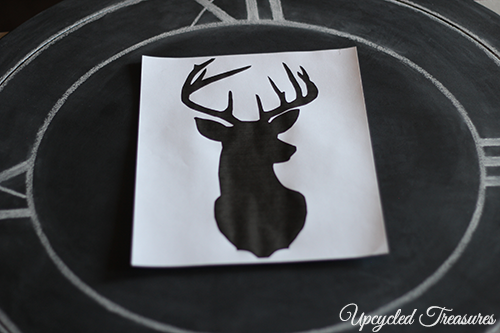 How to Upcycle a Table into a Clock! See how to transform an outdated thrift shop table into something new for a gallery wall! UpcycledTreasures.com