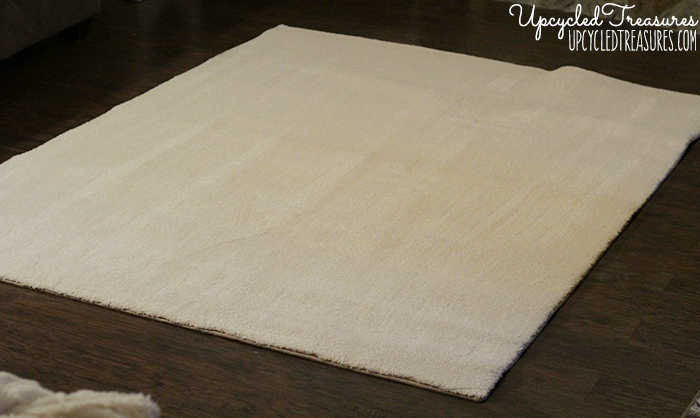 Can you believe this was done using a sharpie? Check out how you can create a DIY Sharpie Rug to match your very own style! UpcycledTreasures.com