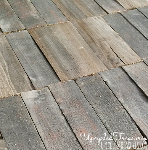 Take a look at this awesome DIY Rustic Industrial Desk using thrifted hairpin legs and upcycled pallet wood! UpcycledTreasures.com