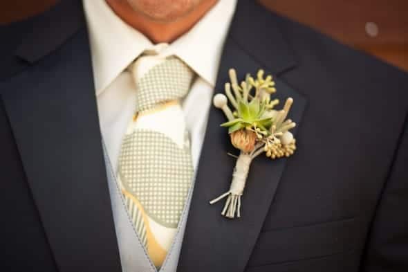 Planning a rustic, vintage, or woodland inspired wedding? Take a look at these 25 Rustic Boutonniere Ideas.