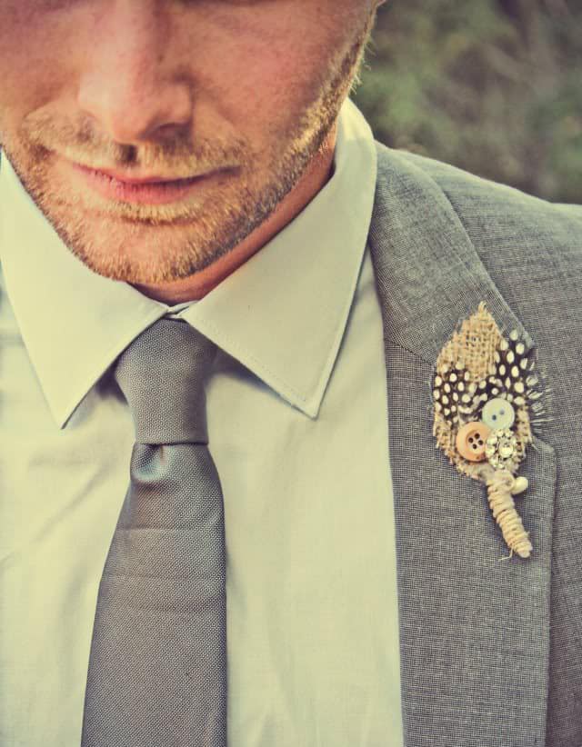 Planning a rustic, vintage, or woodland inspired wedding? Take a look at these 25 Rustic Boutonniere Ideas.