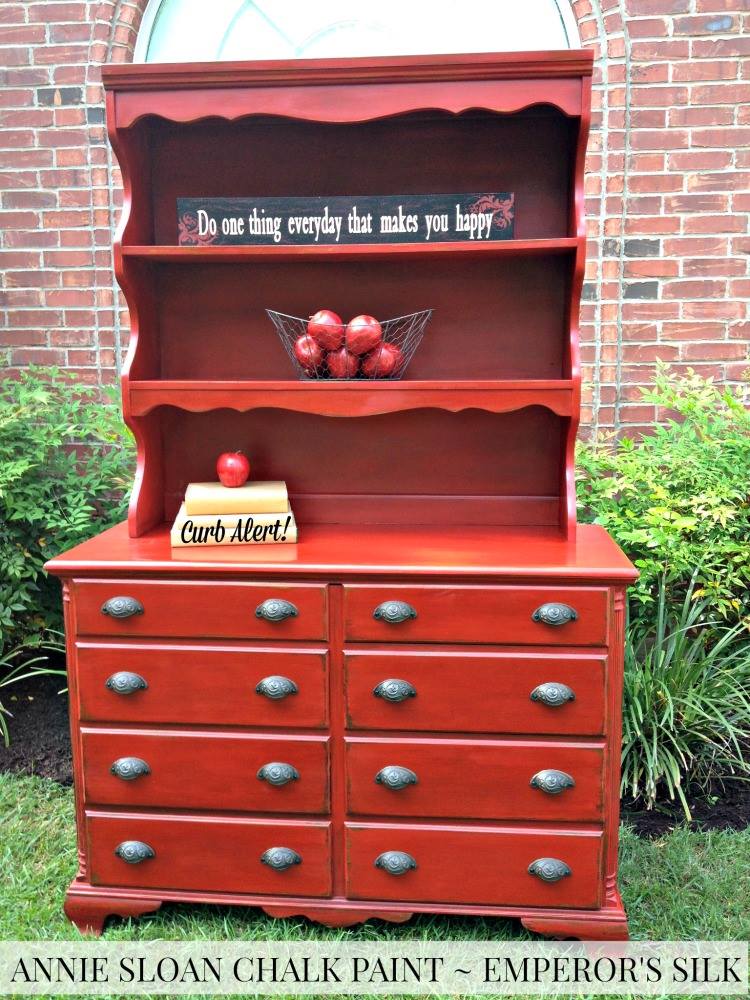 red-hutch-transformation-curbalert-weekend-upcycle-inspiration