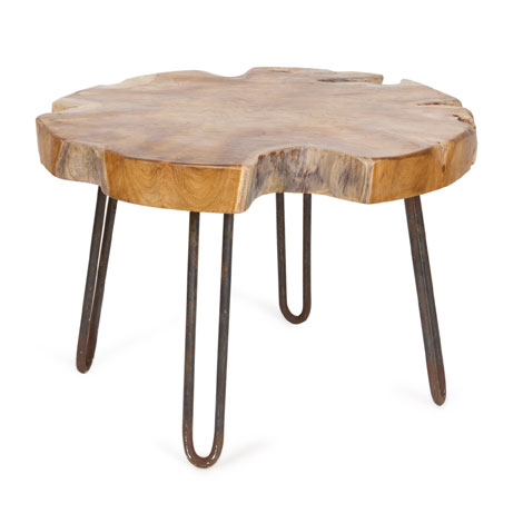Love Hairpin Legs? I know I do! Check out this tutorial on how to make a Small Rustic Stool with DIY Hairpin Style Legs! MountainModernLife.com