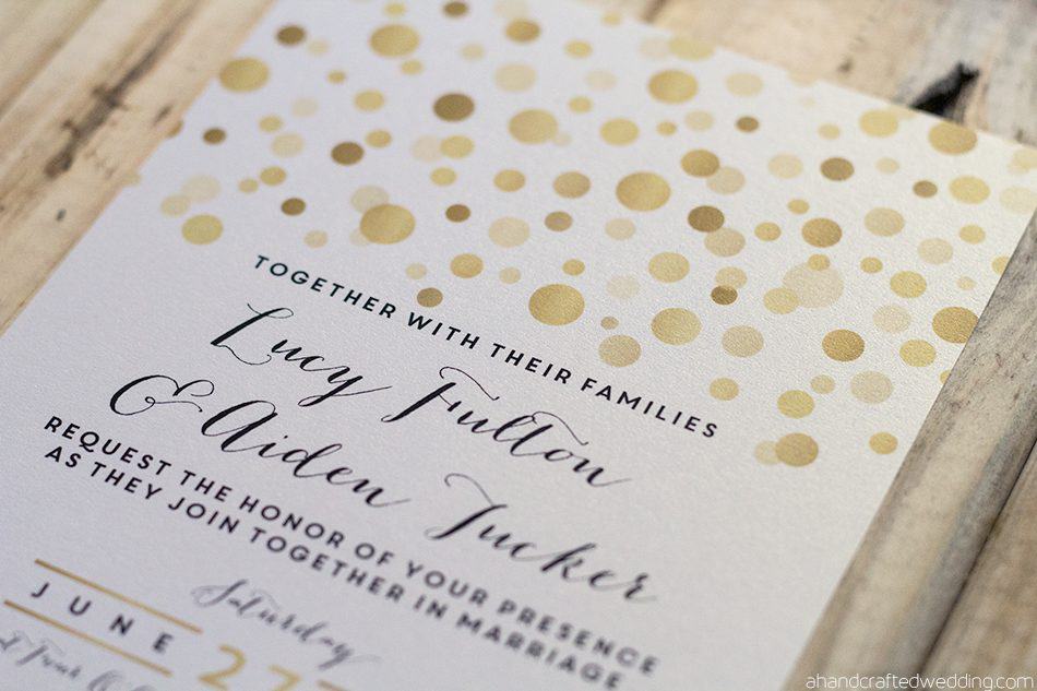 Want to add some flare to those wedding invitations? Check out how to add Gold to DIY Wedding Invitations | MountainModernLife.com
