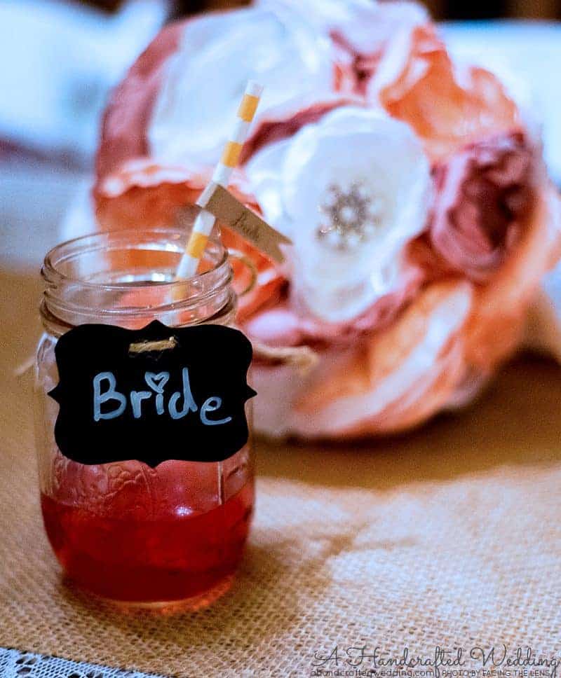 Looking to decorate the beverage containers for your wedding? Check out these amazing DIY Drink Tags + FREE Printable | MountainModernLife.com