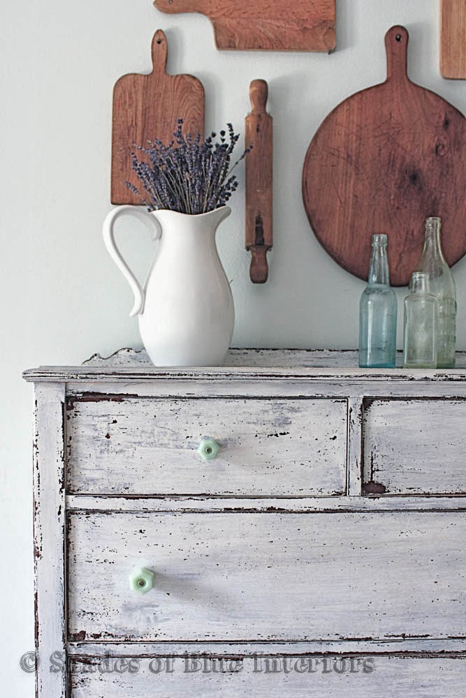 Chippy-Dresser-Makeover-Shades-of-Blue-Interiors