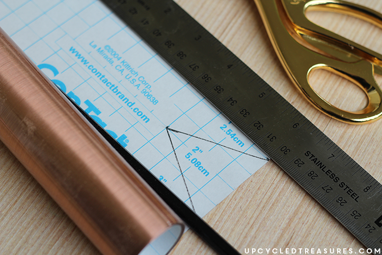 Have those Terra Cotta Pots just lying around? Come check out how to Decorate Terra Cotta Pots using Contact Paper! UpcycledTreasures.com