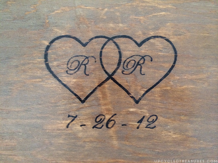 I'm definitely doing some of these! Have old glade candle jars lying around? Check out these creative ways to upcycle candle Jars | UpcycledTreasures.com