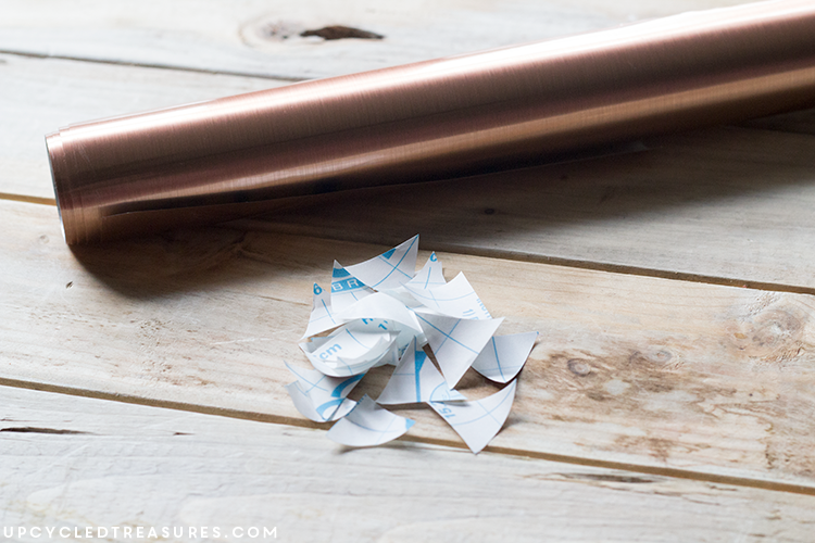 I'm definitely doing some of these! Have old glade candle jars lying around? Check out these creative ways to upcycle candle Jars | UpcycledTreasures.com