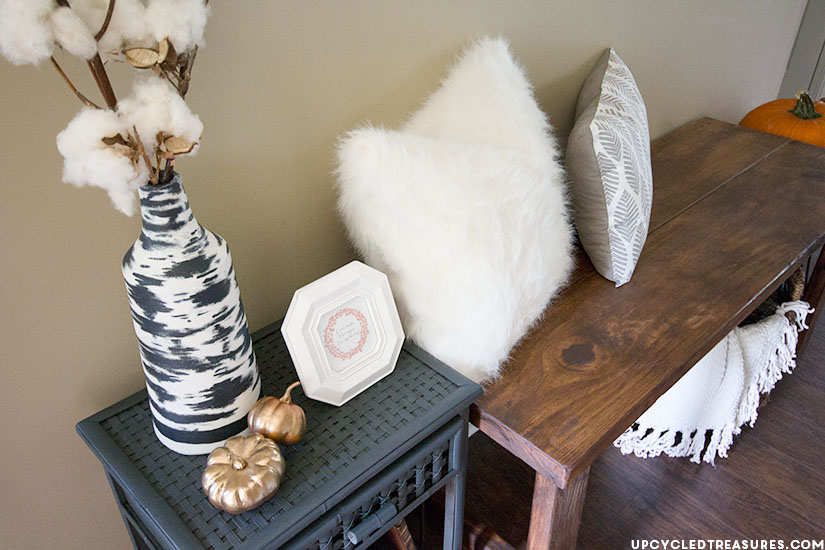 Rustic Woodland-Inspired Fall Home Tour | upcycledtreasures.com