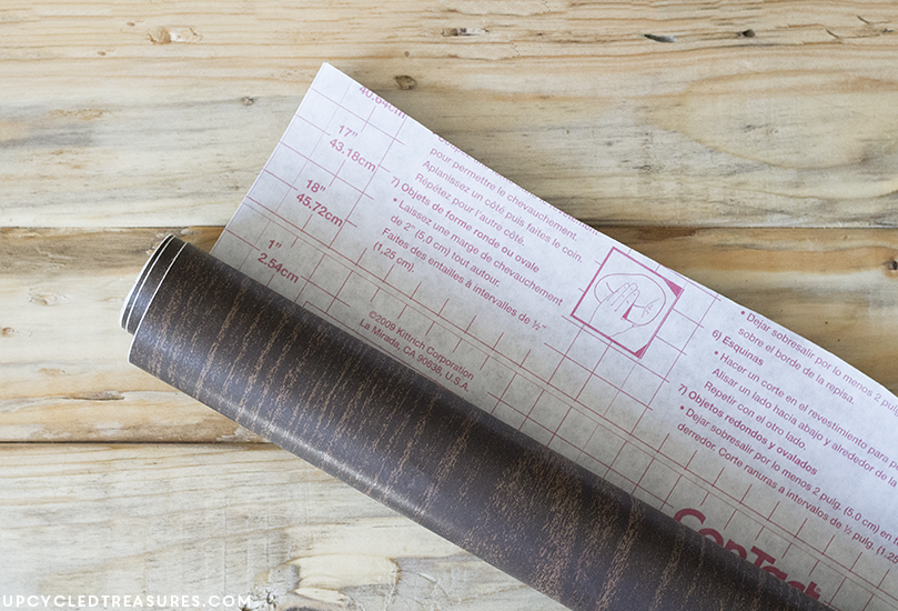 Don't toss out that boring mouse pad! See how easy it was to give my mouse pad a makeover using contact paper | MountainModernLife.com