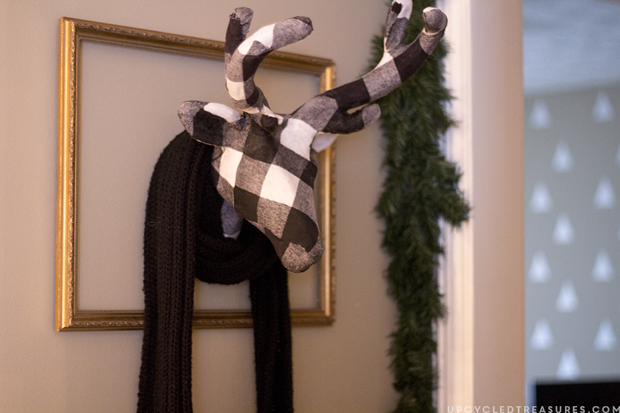 rustic-woodland-inspired-christmas-decor-upcycledtreasures