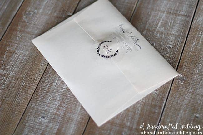 Rustic Wedding? Check out how to create these rustic wedding invitations + FREE Printable Templates! MountainModernLife.com