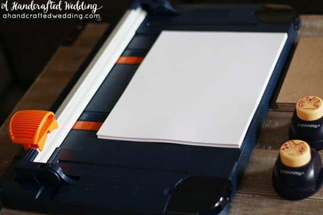 Rustic Wedding? Check out how to create these rustic wedding invitations + FREE Printable Templates! MountainModernLife.com