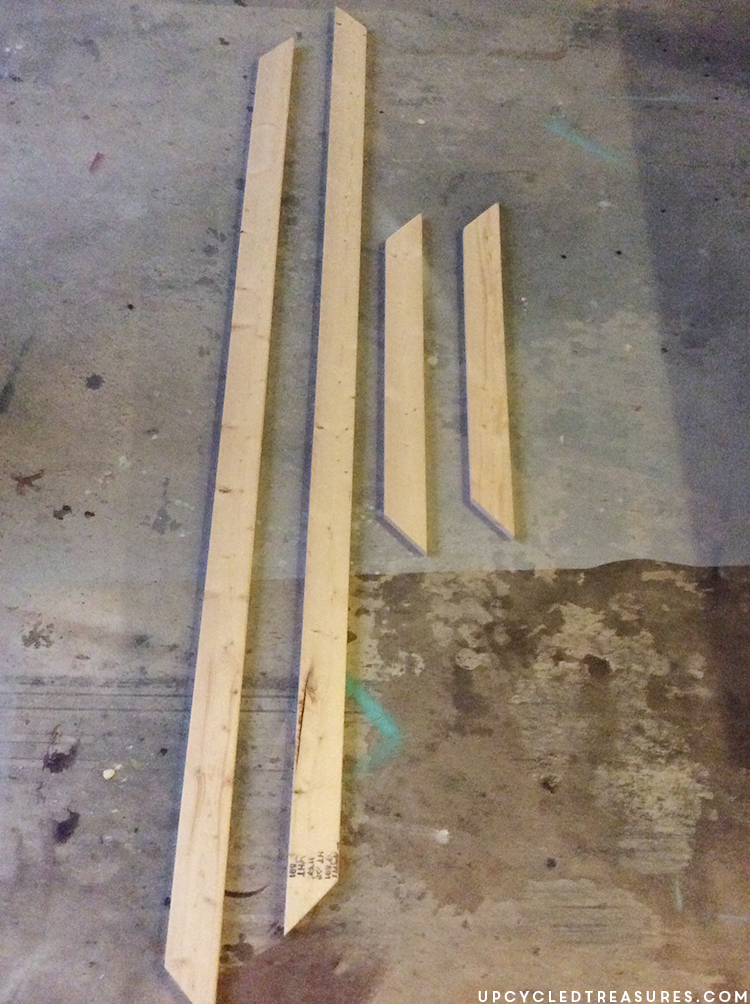 DIY Wall Art Using Easy Design Transfer - Oh Darling Let's be Adventurers -upcycledtreasures.com