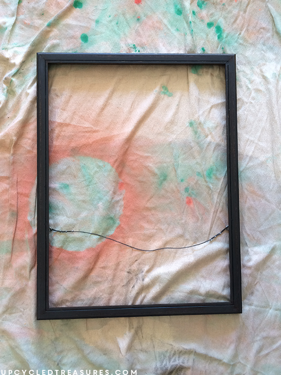 thrifted frame turned into marquee wall art - upcycledtreasures