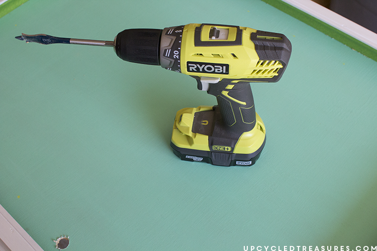 using ryobi drill and spade bit to make marquee sign - upcycledtreasures