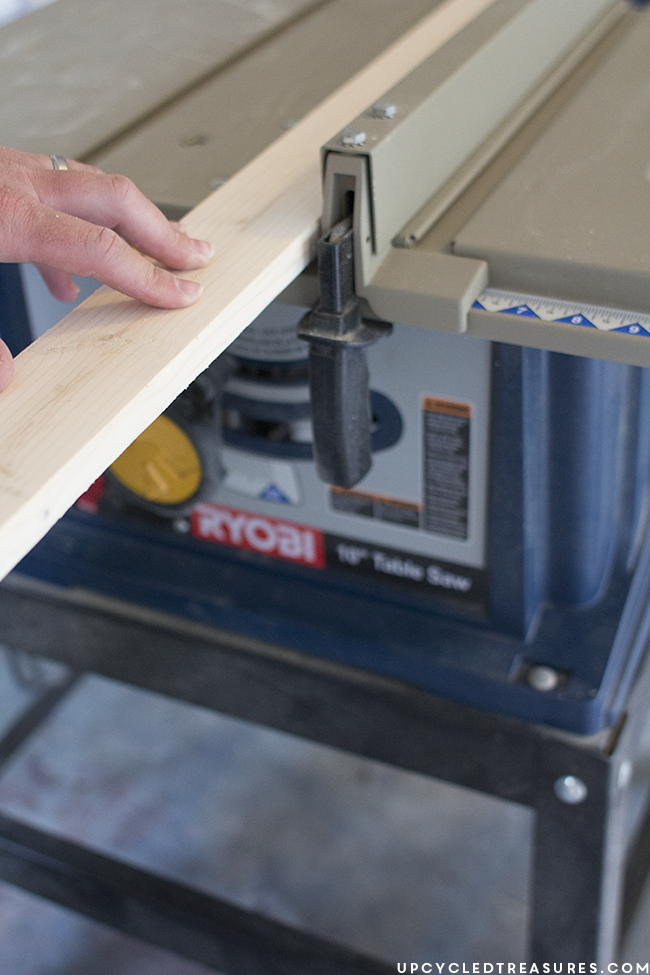 ryobi-table-saw-to-create-frame-upcycledtreasures