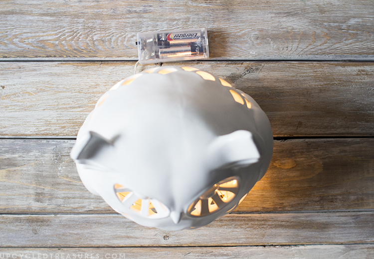 How to Make an Owl Nightlight | upcycledtreasures.com