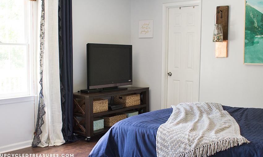 modern-rustic-bedroom-upcycledtreasures