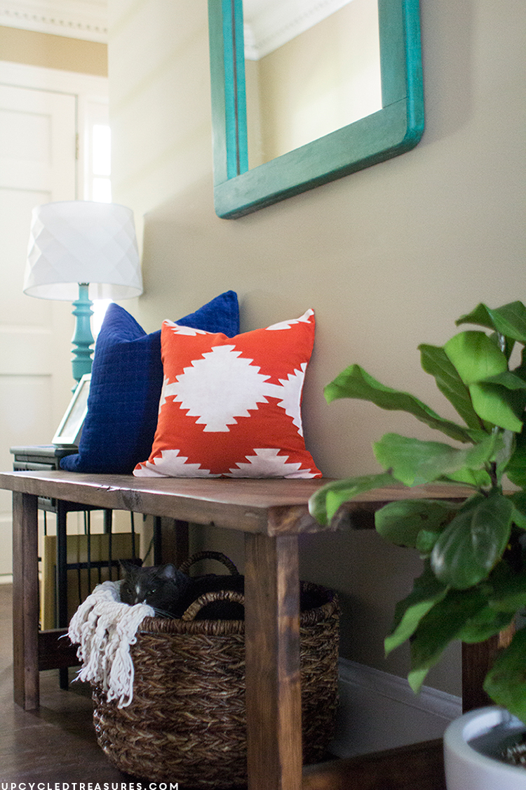 Are you looking to update a few pillows? See how easy it is to make your own stencil to create this Kilim Inspired Painted Pillow! MountainModernLife.com