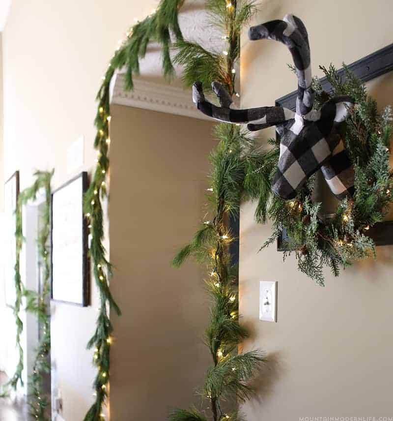 buffalo-check-deer-wall-decor-at-christmas-mountainmodernlife-com_