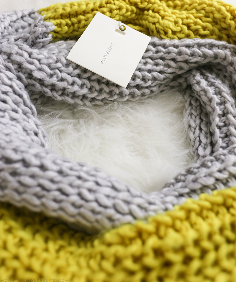 Looking for creative ways to wrap those holiday presents? Check out these simple yet rustic Christmas gift wrapping Ideas from MountainModernLife.com!