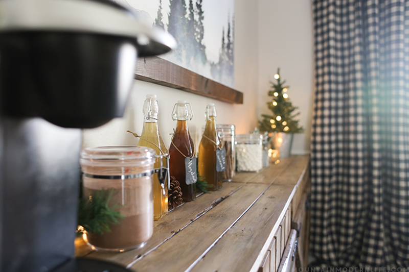 Come see how we created a cozy vibe for the holidays with our dining room Christmas decor! MountainModernLife.com