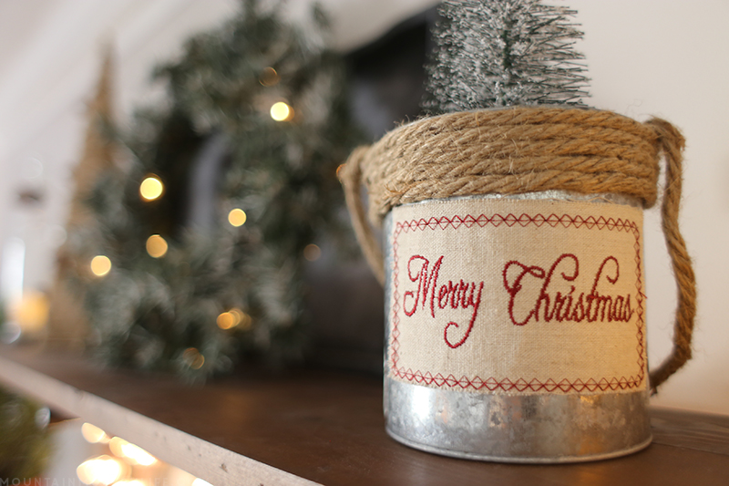Come see how we created a cozy vibe for the holidays with our dining room Christmas decor! MountainModernLife.com