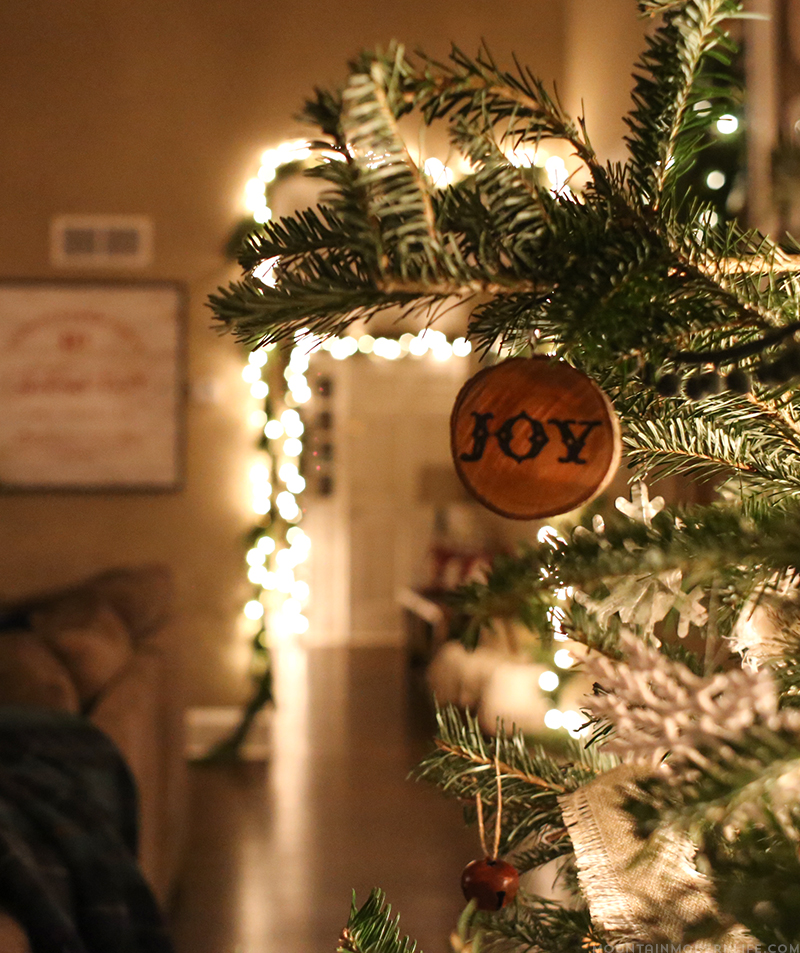 Come see how we decked out our home for the holidays with our cozy Christmas home decor! MountainModernLife.com Come see how we decked out our home for the holidays with our cozy Christmas home decor! MountainModernLife.com