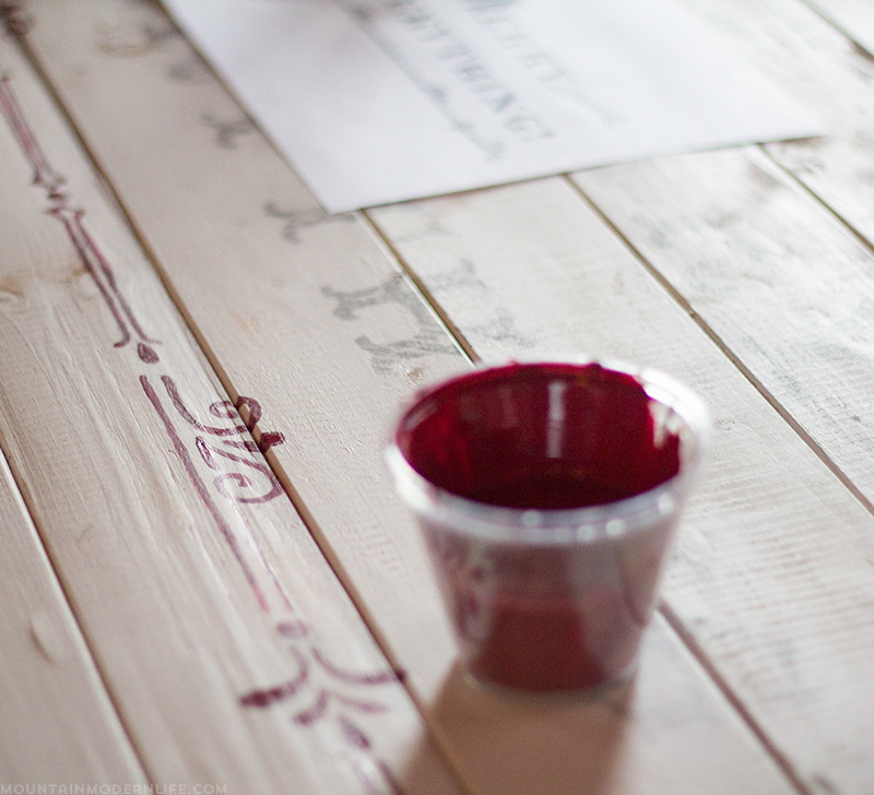 handpainted-vintage-style-christmas-sign-merry-everything-mountainmodernlife.com