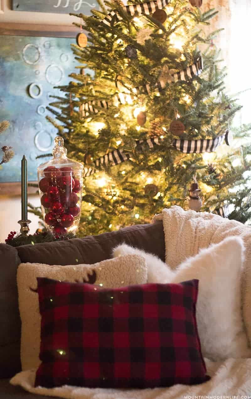 Rustic Christmas Tree with Buffalo Plaid Garland | MountainModernLife.com