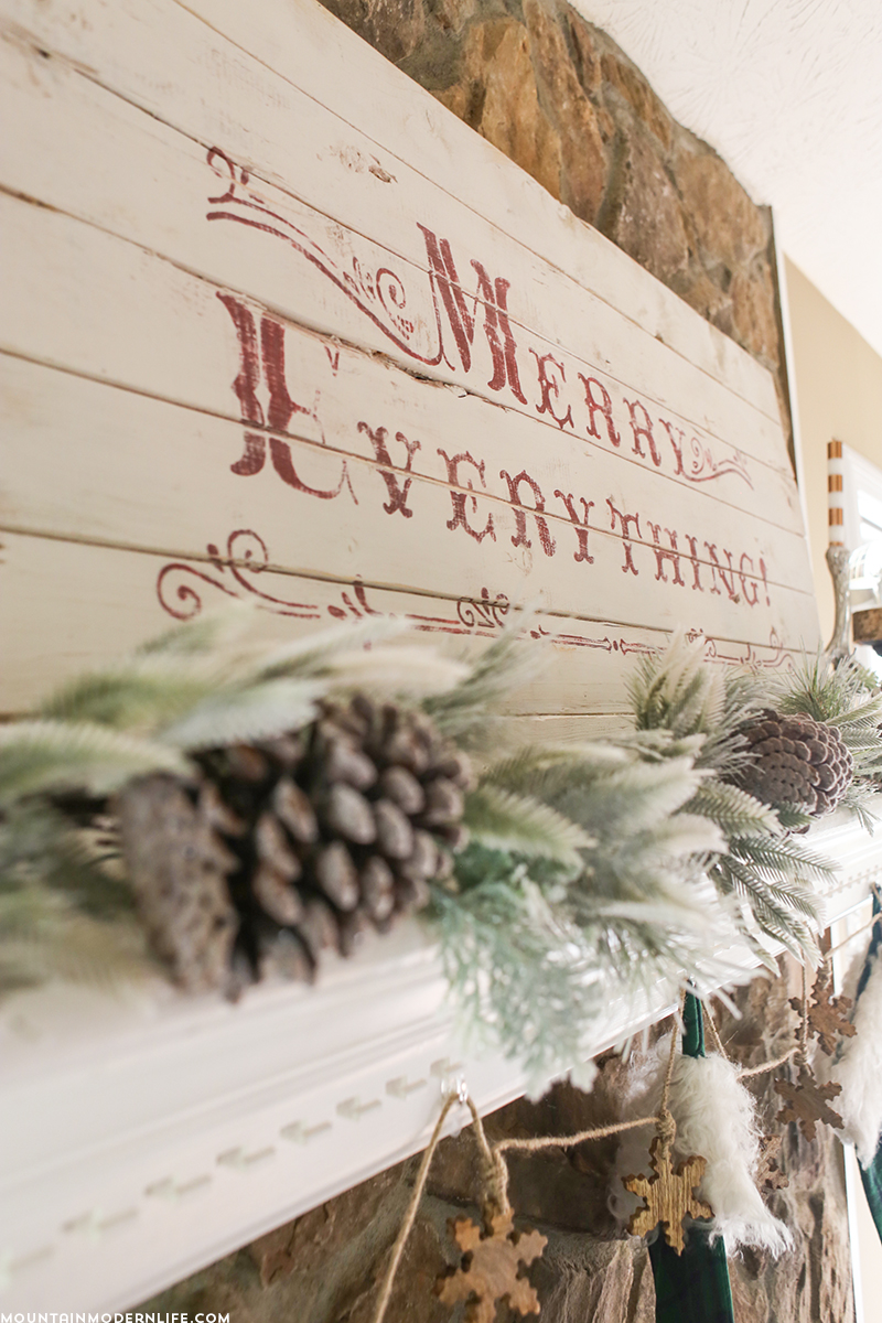 vintage-style-merry-everything-sign-on-wood-mountainmodernlife.com