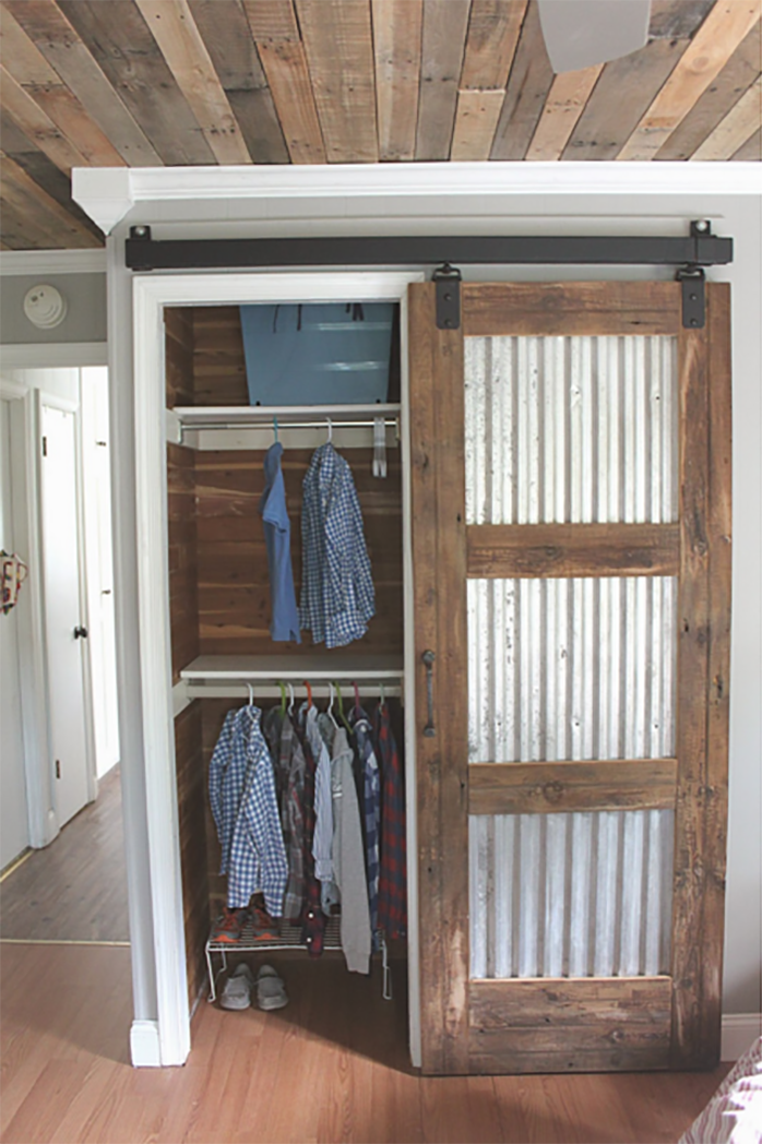 wood and corrugated metal sliding barn door mapleleavessycamoretrees