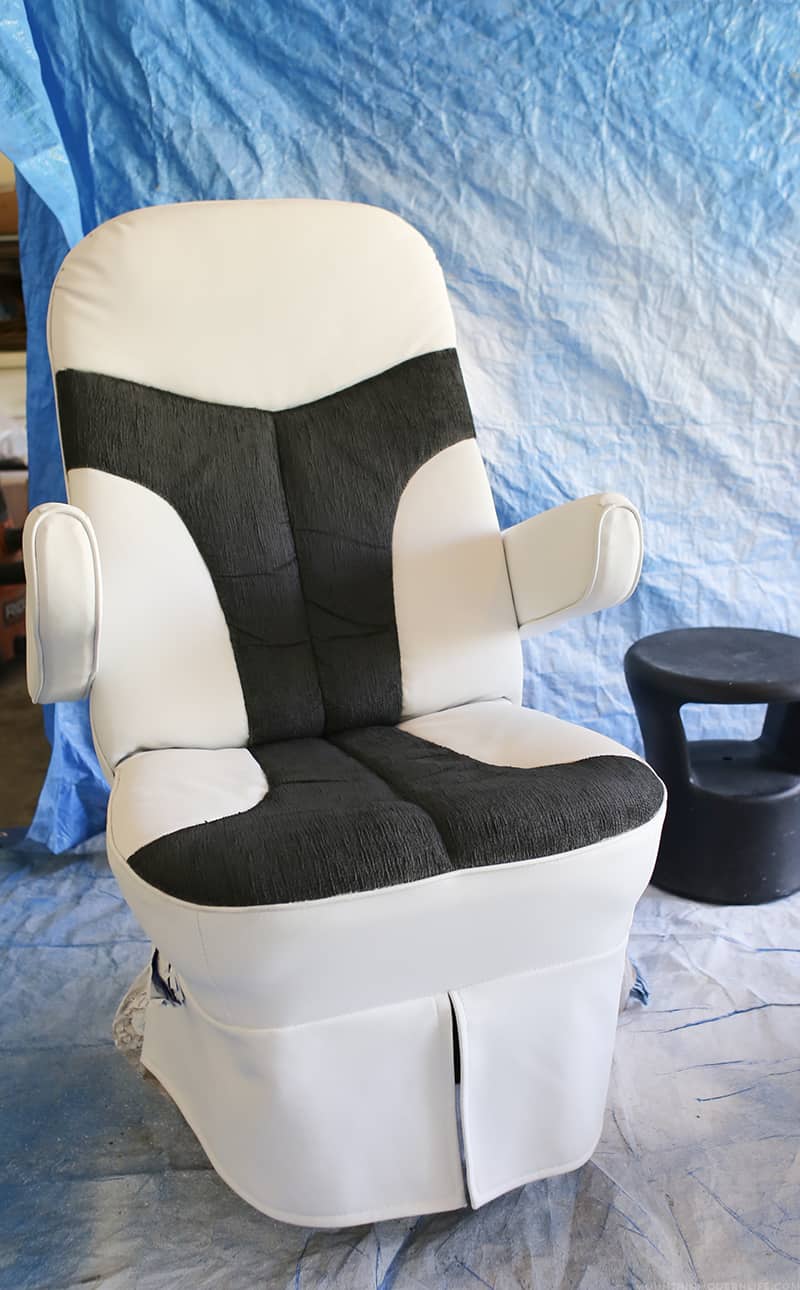 Looking for ways to update your old RV Captain's chairs? Come see how we spruced ours up using chalk paint. MountainModernLife.com