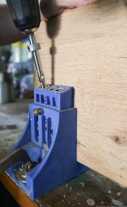 using-kreg-jig-to-create-diy-desk-in-rv-mountainmodernlife.com