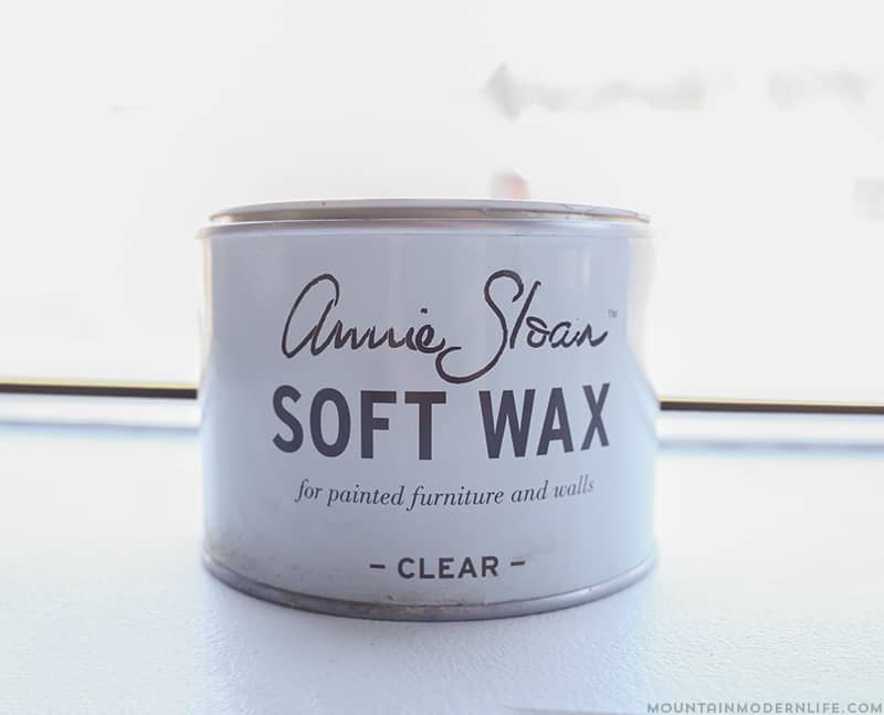 See how easy it is to create this mountain wall art using reclaimed wood. | MountainModernLife.com