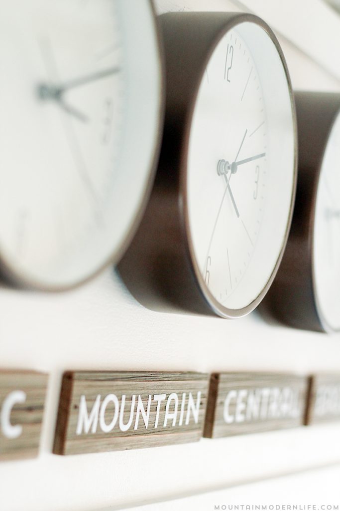 How to Make Your Own Time Zone Clocks