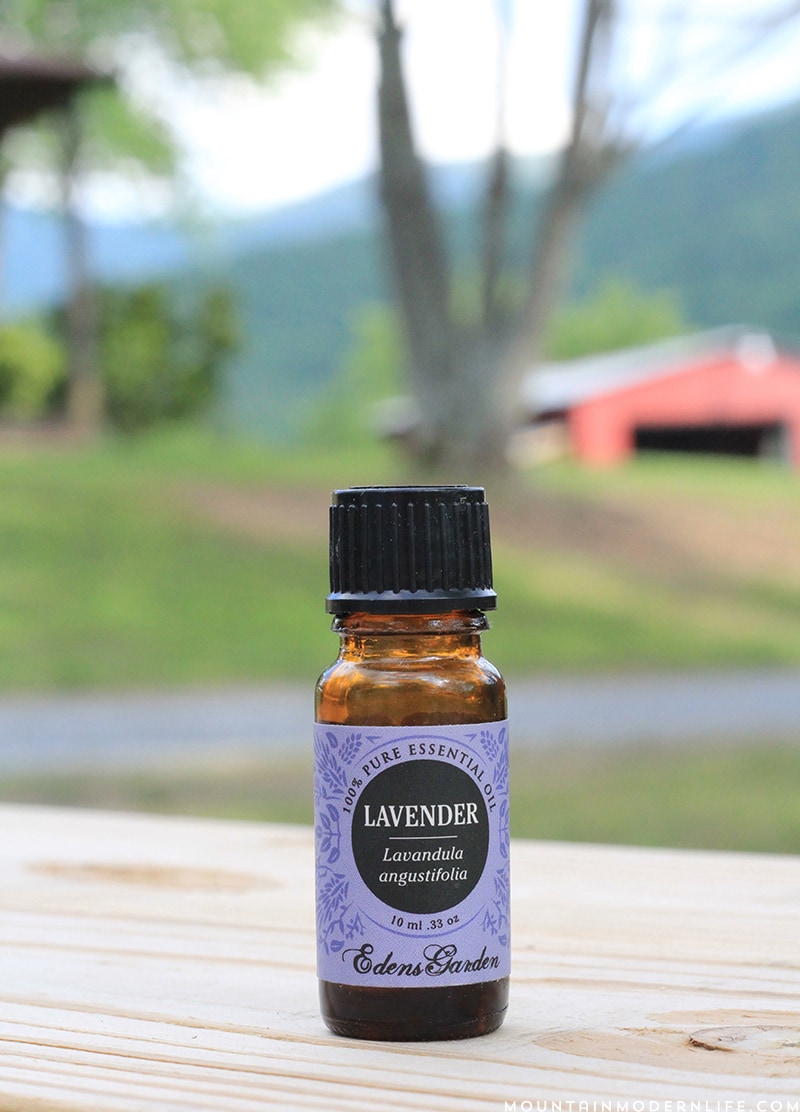 Looking to incorporate natural remedies into your lifestyle? Here are 6 of my favorite single essential oils that I frequently use. | MountainModernLife.com